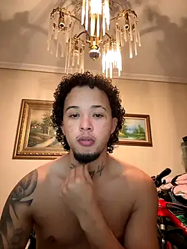 yeiyei oficial online show from 11/08/25, 08:18