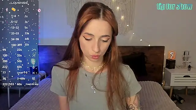 Maria Moonlight online show from 04/29/26, 01:59