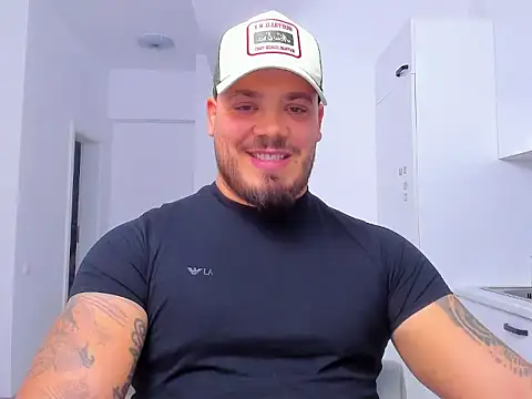 Snapshot of ZackMasterss chatting on 10/24/25, 08:38 ZackMasterss online show from 10/24/25, 08:38