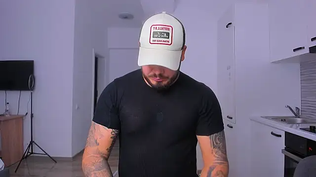 Snapshot of ZackMasterss chatting on 01/15/26, 10:46 ZackMasterss online show from 01/15/26, 10:46