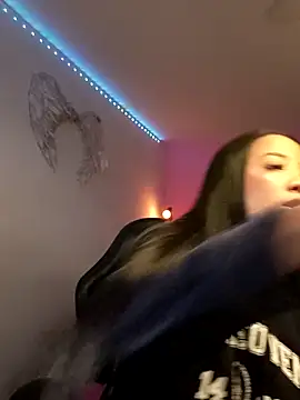 Snapshot of SallyWhitee chatting on 02/22/26, 05:30 SallyWhitee online show from 02/22/26, 05:30