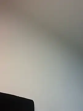 Snapshot of AngelRuby chatting on 02/20/25, 05:01 AngelRuby online show from 02/20/25, 05:01