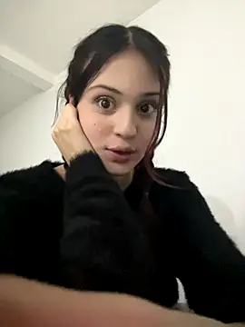 Snapshot of AngelRuby chatting on 10/22/25, 01:50 AngelRuby online show from 10/22/25, 01:50