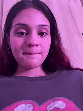 Snapshot of AngelRuby chatting on 12/21/25, 11:12 AngelRuby online show from 12/21/25, 11:12