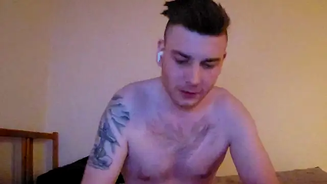 Snapshot of Foxtrott_242 chatting on 02/22/26, 12:34 Foxtrott 242 online show from 02/22/26, 12:34