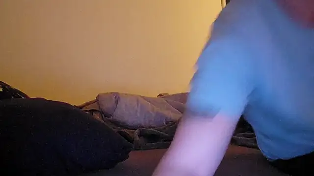 Snapshot of Foxtrott_242 chatting on 03/05/26, 01:45 Foxtrott 242 online show from 03/05/26, 01:45