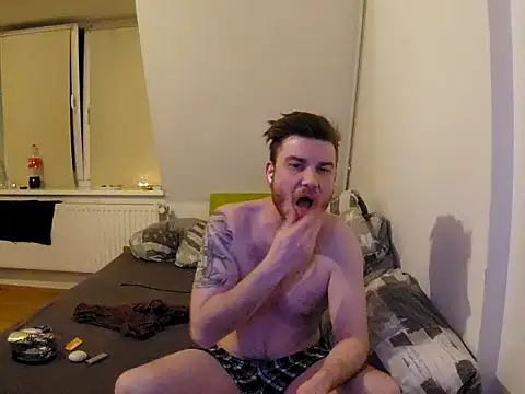 Snapshot of Foxtrott_242 chatting on 03/26/26, 02:06 Foxtrott 242 online show from 03/26/26, 02:06