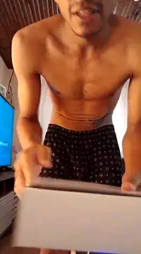 Mineirinho043 online show from 02/26/25, 04:56