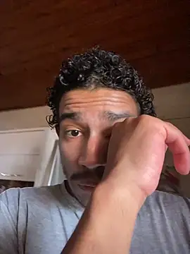 Mineirinho043 online show from 09/16/25, 01:56