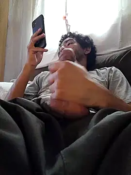 Mineirinho043 online show from 10/14/25, 02:29