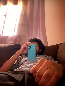 Mineirinho043 online show from 11/12/25, 01:22