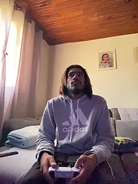 Mineirinho043 online show from 05/11/26, 05:10