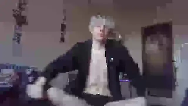Snapshot of sanczesVVV chatting on 03/03/25, 10:06 sanczesVVV online show from 03/03/25, 10:06