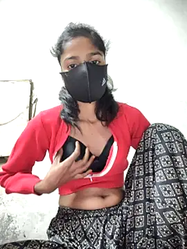 Snapshot of fuungirl38 chatting on 02/22/25, 04:51 fuungirl38 online show from 02/22/25, 04:51