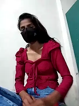 Snapshot of fuungirl38 chatting on 03/03/25, 07:17 fuungirl38 online show from 03/03/25, 07:17