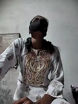 Snapshot of fuungirl38 chatting on 03/07/25, 04:00 fuungirl38 online show from 03/07/25, 04:00