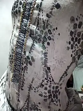 Snapshot of fuungirl38 chatting on 03/11/25, 07:04 fuungirl38 online show from 03/11/25, 07:04