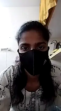 Snapshot of fuungirl38 chatting on 03/11/25, 05:35 fuungirl38 online show from 03/11/25, 05:35