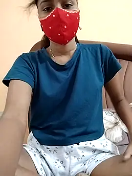 Snapshot of fuungirl38 chatting on 10/24/25, 10:11 fuungirl38 online show from 10/24/25, 10:11