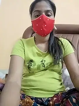 Snapshot of fuungirl38 chatting on 11/10/25, 08:52 fuungirl38 online show from 11/10/25, 08:52