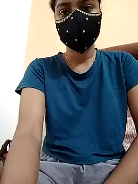 Snapshot of fuungirl38 chatting on 11/16/25, 08:31 fuungirl38 online show from 11/16/25, 08:31