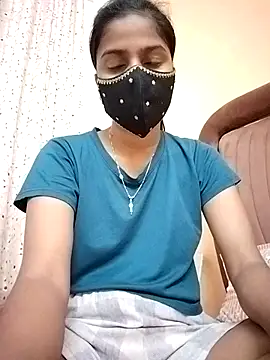 Snapshot of fuungirl38 chatting on 11/19/25, 04:51 fuungirl38 online show from 11/19/25, 04:51