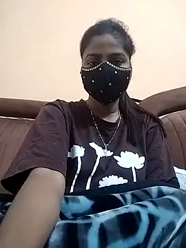 Snapshot of fuungirl38 chatting on 12/20/25, 08:43 fuungirl38 online show from 12/20/25, 08:43