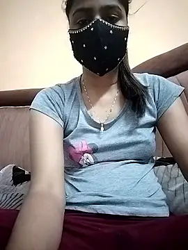 Snapshot of fuungirl38 chatting on 01/12/26, 04:45 fuungirl38 online show from 01/12/26, 04:45