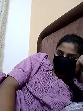 Snapshot of fuungirl38 chatting on 04/11/26, 08:57 fuungirl38 online show from 04/11/26, 08:57