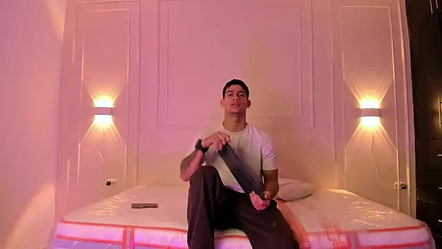 ANDRES STUD online show from 06/25/26, 03:39