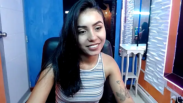 julieta fn online show from 11/13/25, 03:55