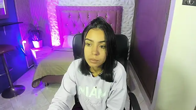 julieta fn online show from 06/20/26, 12:41