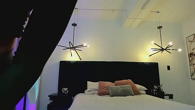 Snapshot of nattashaa7 chatting on 03/10/25, 11:32 nattashaa7 online show from 03/10/25, 11:32