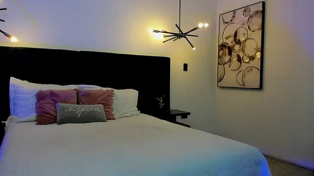 Snapshot of nattashaa7 chatting on 11/29/25, 11:35 nattashaa7 online show from 11/29/25, 11:35