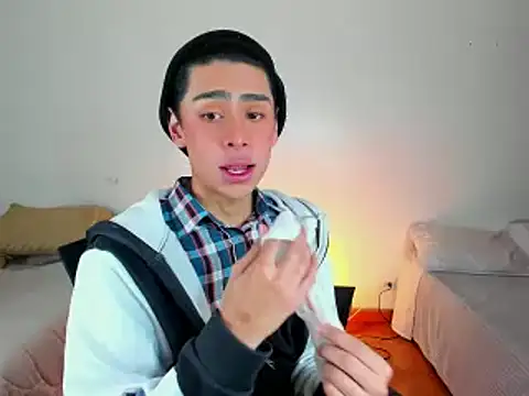 steve  gray online show from 02/19/25, 03:16