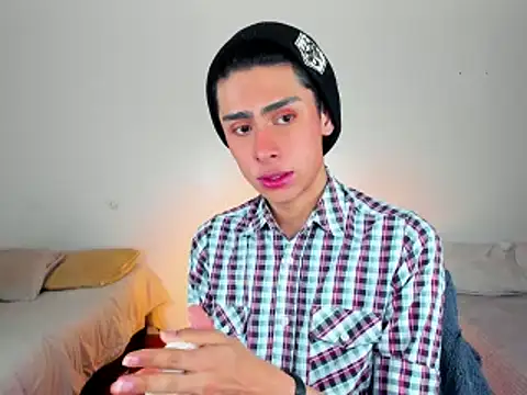 steve  gray online show from 02/20/25, 03:19