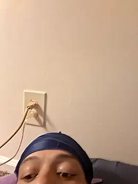 Locdawgg11 online show from 09/30/25, 04:12