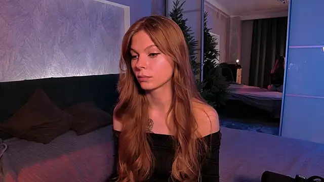 rosy black  online show from 11/26/25, 07:26