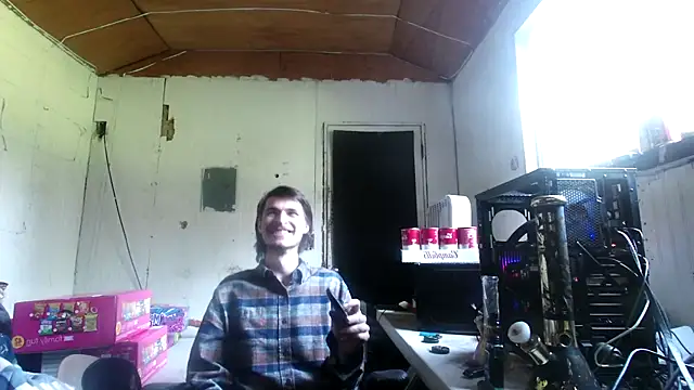 Snapshot of nuttyking2022 chatting on 10/06/25, 09:12 nuttyking2022 online show from 10/06/25, 09:12