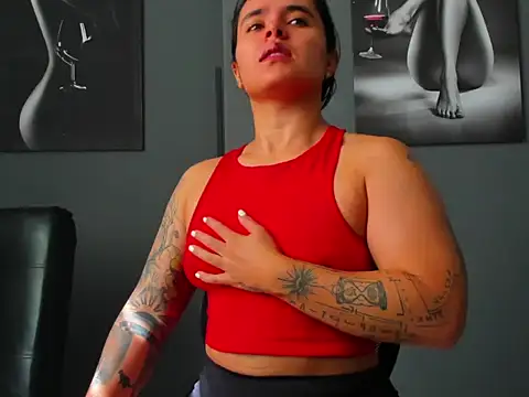 karlyjons12 online show from 02/04/26, 02:45