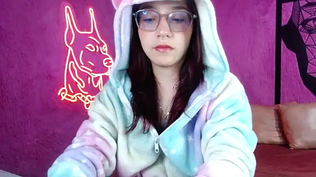 Snapshot of Sunshinegirl__ chatting on 02/17/25, 08:36 Sunshinegirl online show from 02/17/25, 08:36