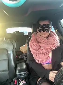 Loveblackzilla online show from 12/04/25, 08:34