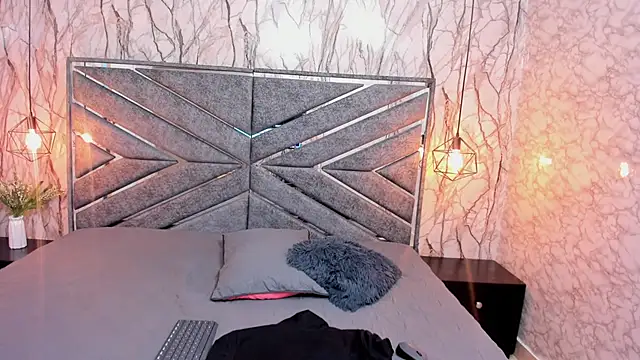 IVISBOUNCYASS online show from 02/20/25, 05:40