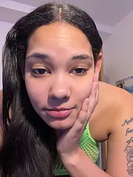 Snapshot of tastylolaaa chatting on 10/12/25, 10:03 tastylolaaa online show from 10/12/25, 10:03