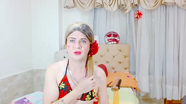 Snapshot of Dolldirtyxxx chatting on 05/15/26, 08:27 Dolldirtyxxx online show from 05/15/26, 08:27