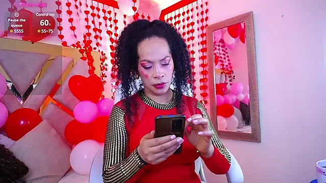 Snapshot of Cintiia_Holmes chatting on 02/14/25, 11:53 Cintiia Holmes online show from 02/14/25, 11:53