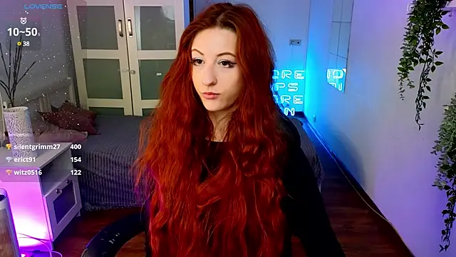 Snapshot of Katy_diamond_ chatting on 03/19/25, 08:01 Katy diamond online show from 03/19/25, 08:01