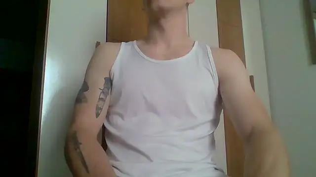 Snapshot of Novinho_pica_rosa chatting on 10/06/25, 05:10 Novinho pica rosa online show from 10/06/25, 05:10