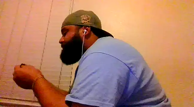 Snapshot of chubbstix chatting on 02/19/25, 06:00 chubbstix online show from 02/19/25, 06:00