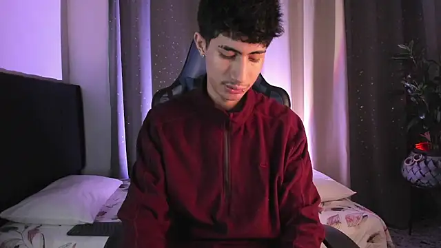 NovaaWheler online show from 09/24/25, 12:41